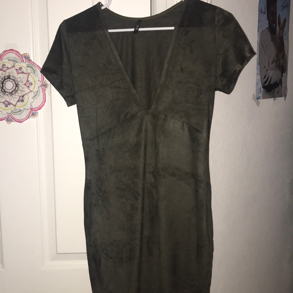 Green suede dress.